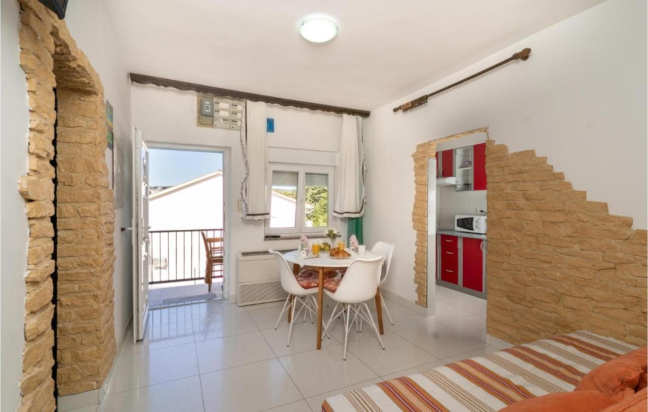 Cozy Apartment In Krk With Kitchen Krk Town Exterior foto